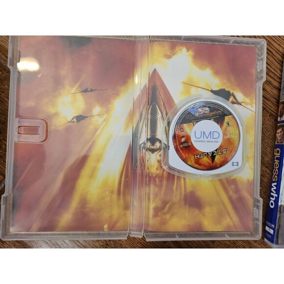 PSP PlayStation Portable Three Movie Lot Bewitched, Guess Who And Stealth - Picture 3 of 4